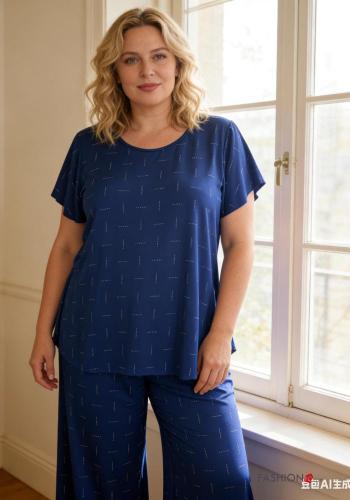 T-shirt girocollo oversize maniche corte con strass