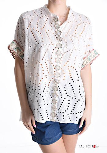 Camicia in Cotone maniche corte Fantasia ricamata con bottoni in pizzo sangallo