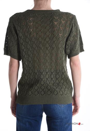 Pull au crochet col rond manches courtes à broderie - ph 2