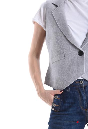 Smanicato con colletto con bottoni - ph 4