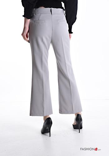 Pantalone a zampa con tasche - ph 2