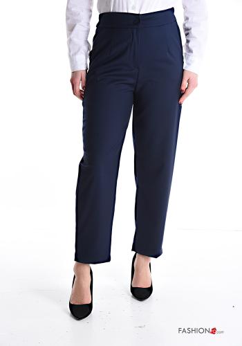 Trousers with buttons with elastic with pockets