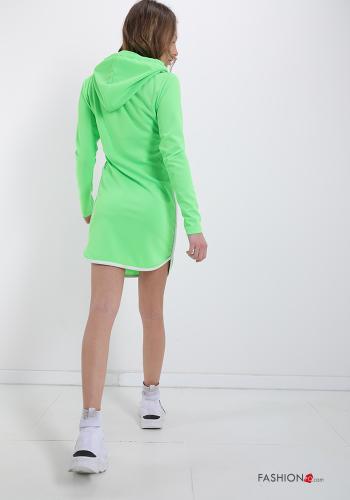 Vestido  con capucha - ph 2