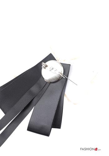 satin Brooch - ph 4