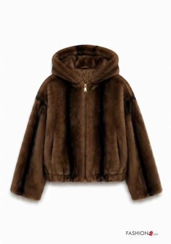 Cappotto in Pelliccia ecologica - ph 1