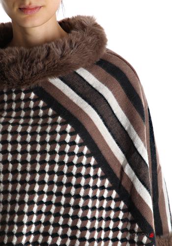 Geometric pattern faux fur Poncho - ph 4