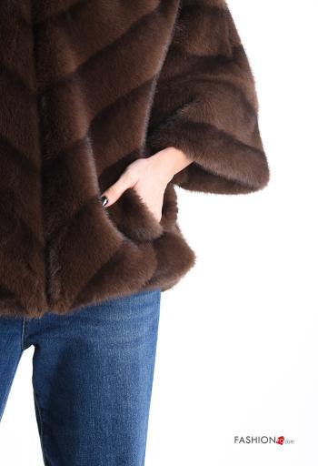 Cappotto in Pelliccia ecologica corto maniche a tre quarti con fodera con zip con cappuccio - ph 4