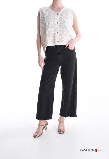 Top in Cotone senza maniche Fantasia ricamata con bottoni scollo a V - ph 5