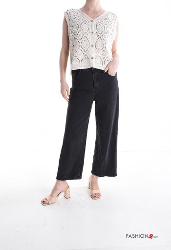 Embroidered sleeveless knitted Cotton Top with buttons with v-neck - ph 5