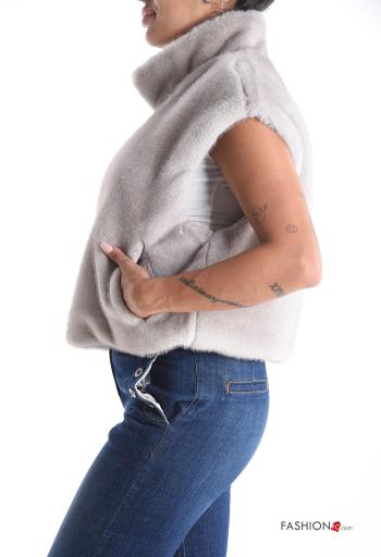 Colete com forro com fecho com bolsos com gola subida - ph 3