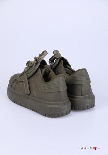 Trainers with bow - ph 2