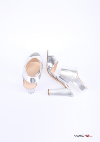 Scarpe con tacco regolabile con cinturino - ph 2