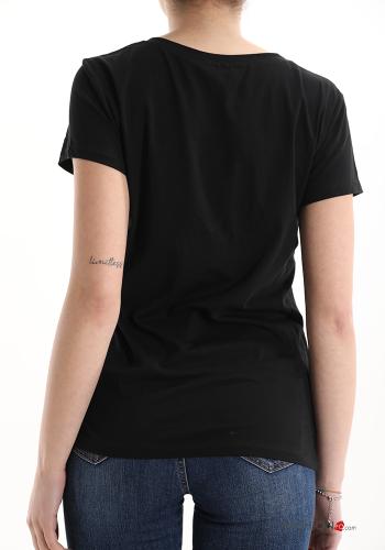 T-shirt in Cotone Fantasia stampata con strass - ph 2