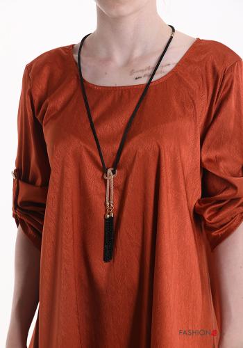 Blusa con collana maniche a tre quarti - ph 4