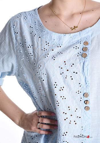 Blusa in Cotone maniche corte girocollo con bottoni in pizzo sangallo - ph 4