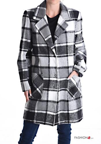 Cappotto con bottoni con tasche