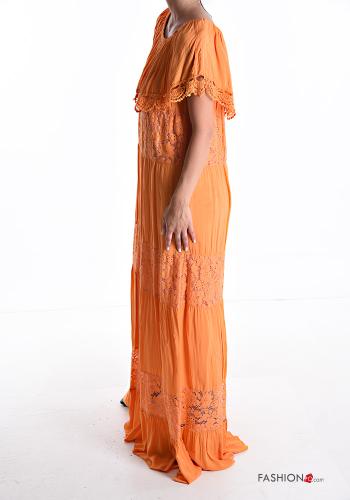 Abito lungo pizzo maniche corte con balze scollo alla bardot - ph 3