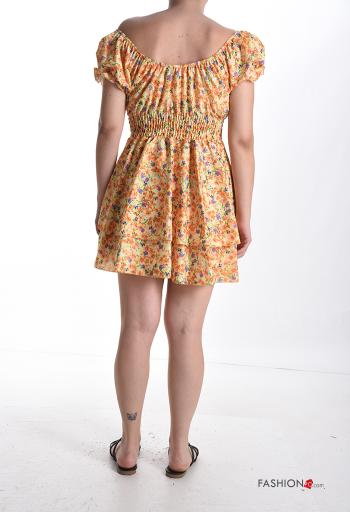 Abito maniche corte corto Fantasia floreale scollo alla bardot con balze con elastico - ph 2