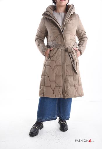 Piumino con cintura con cappuccio con zip con tasche