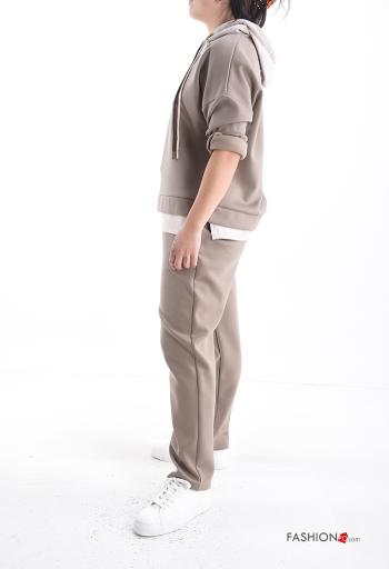 Coordinato con tasche con cintura con cappuccio - ph 3