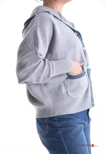 Felpa con tasche con bottoni con cappuccio - ph 3