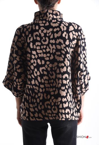Maglione Fantasia animalier maniche a tre quarti con zip a collo alto con tasche - ph 2