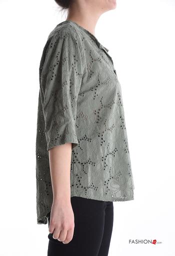 Blusa in Cotone Fantasia ricamata in pizzo sangallo con bottoni maniche a tre quarti - ph 3