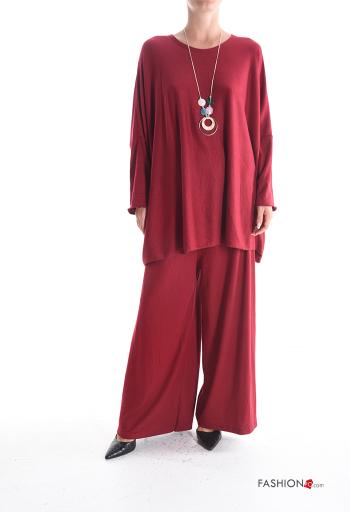 Co-ord with necklace
