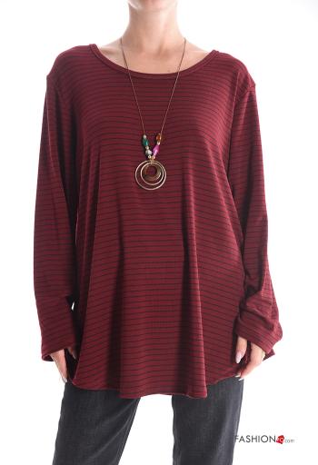 Tunic with necklace
