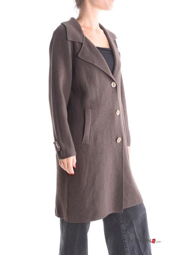 Coat with buttons - ph 3