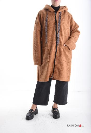 Coat with pockets with hood with zip