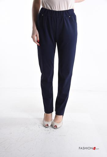 Pantalones con bolsillos