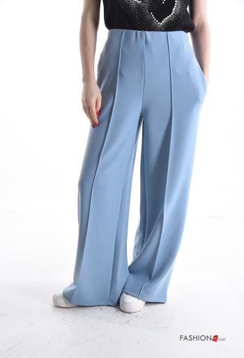 Pantalone con tasche