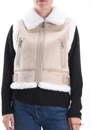 Gilet with pockets with zip