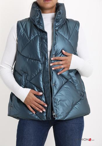 Smanicato a collo alto con zip con tasche con bottoni