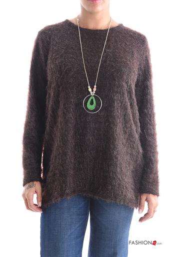 Tunic with necklace