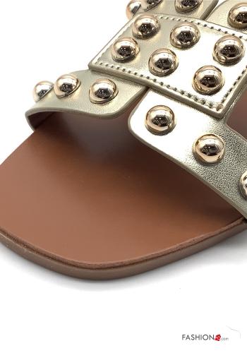 Chaussons  avec des clous - ph 3