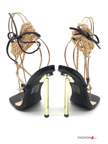 Scarpe con tacco regolabile con cinturino - ph 4