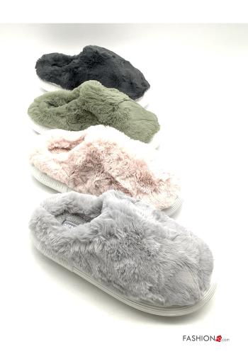Set mit 36 Paar Hausschuh mit Fell - ph 1