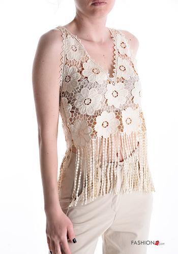 Top in Cotone Fantasia ricamata scollo a V con frange - ph 1