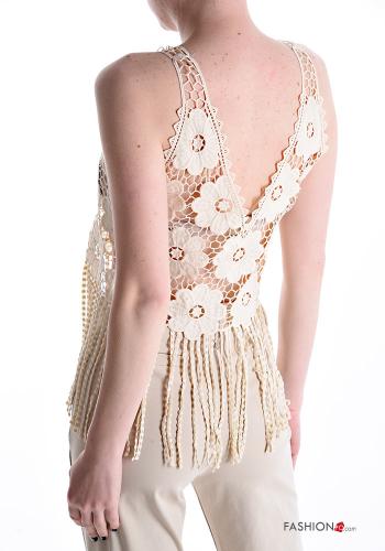 Top in Cotone Fantasia ricamata scollo a V con frange - ph 2