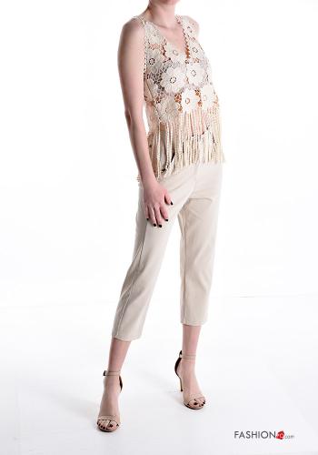 Top in Cotone Fantasia ricamata scollo a V con frange - ph 5