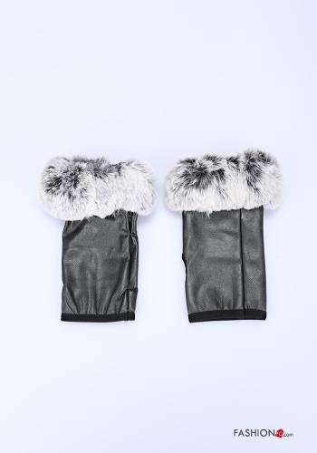 faux leather Sleeves with faux fur
