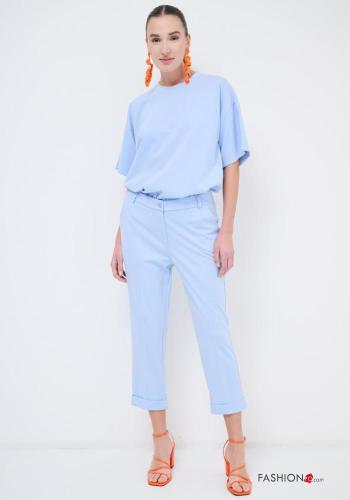 Pantalone con bottoni con tasche