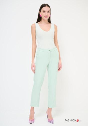 Pantalone con tasche con bottoni con zip