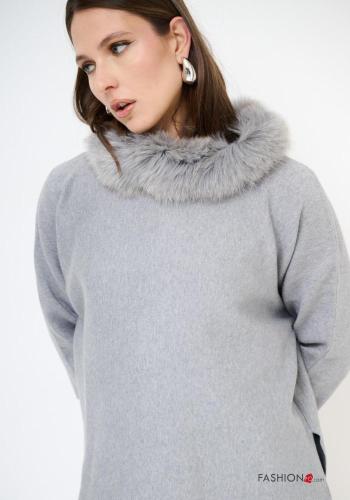 Pull fourrure synthétique manches longues