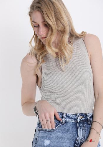 Top lurex com colar