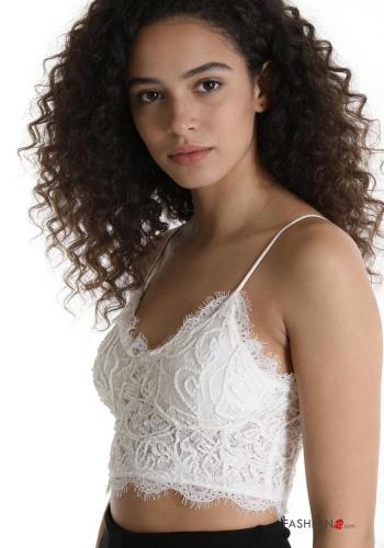Top sin mangas encaje corto con copas con cuello en v con elástico - ph 1