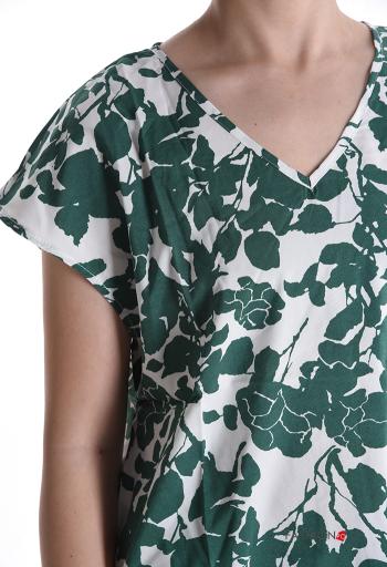 T-shirt manga curta Floral gola V - ph 4