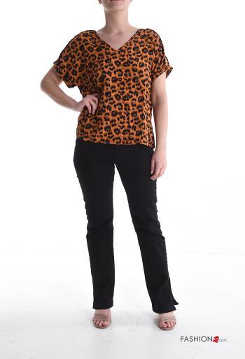 T-shirt manga curta Padrão animal gola V - ph 5
